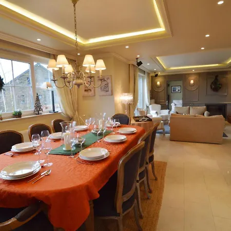 Forestside Retreat, *